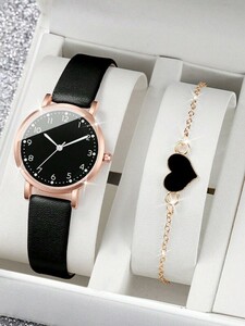 腕時計 レディース セット 1 シンプルでファッショナブルなレザーストラップクォーツ腕時計、小さなダイヤルと 1 ハート型ブレスレ