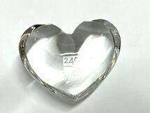 M202-CH3-221 Baccarat バカラ ハートクリスタル ペーパーウェイト 置物 オブジェ 縦約4.5cm 横約5.7cm 厚さ約3cm 箱あり_画像3