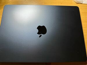 MacBook Air 13.6インチ Liquid Retinaディスプレイ Mid 2022/Apple M2/SSD256GB/メモリ8GB搭載モデルミッドナイト ジャンク品
