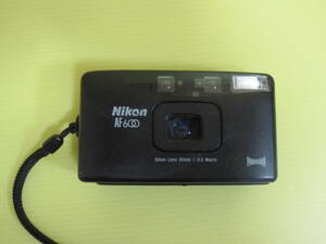 ★ジャンク品 Nikon AF600 PANORAMA QUARTZ DATE Lens 28mm 1:3.5 Macro コンパクトフィルムカメラ シャッターOK 