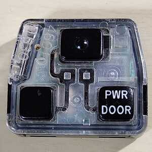 トヨタ 純正 キーレス 3ボタン　PWR DOOR リモコン 中身のみ　動作未確認ジャンク品