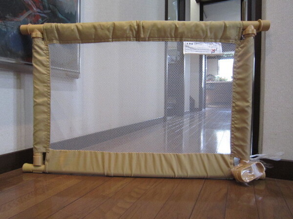 日本育児 ふわふわとおせんぼキッズセーフ Sサイズ(取り付け幅65~90cm) No22