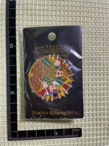 TOKYO Disney Sea東京ディズニーシー【NEW YEAR'S EVE CELEBRATIONセレブレーション 2006】ピンズ/ピンバッジ　未使用美品