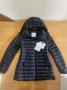 MONCLER MENTS レディースサイズ０　黒　新品