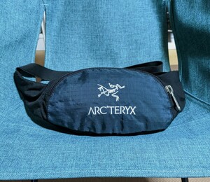 希少 カナダ製 ARC’TERYX (アークテリクス) Urban Fanny(アーバンファニー) ウエストバッグ Made in CANADA mantis mantis2