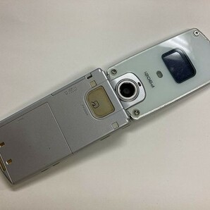 AF192 docomo FOMA P902i シルバーの画像2