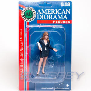 アメリカン ジオラマ 1/18 フィギア ディーラーシップ 女性 セールスマン スーツ American Diorama Figures The Dealership ミニチュア