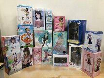 フィギュア まとめ売り ウマ娘 けいおん!! 初音ミク デジモンアドベンチャー ご注文はうさぎですか 他 多数 231206SK311238_画像1