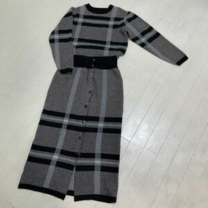 ビックチェック★ニットセットアップ★AZUL★moussy★グレー系★柄★Mサイズ