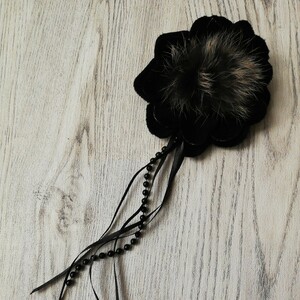  corsage autumn winter fur using black unused goods . long-term storage 