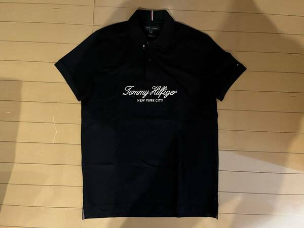 （新品）トミーヒルフィガー （Tommy Hilfiger） メンズ　レギュラーフィット 刺繍入り NYCエンブレム ポロシャツ ブラック　Sサイズ