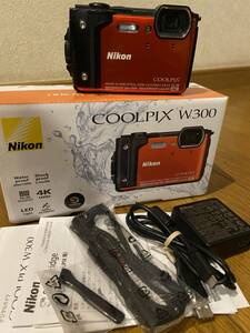 NIKON　ニコン　デジタルカメラ　COOLPIX　W300　オレンジ　元箱有　使用回数少なめ　アウトドア！