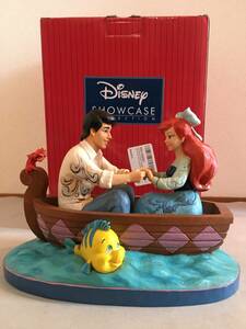  Disney showcase Little Mermaid Ariel ..Disney Traditions figure 