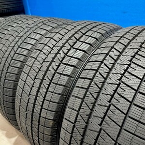 スタッドレスタイヤ　235/50R18　冬タイヤ　スノー　ダンロップ　WINTER　MAXX　WM03　235/50/18　４本　【来店交換も大歓迎】