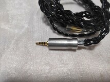 NICEHCK 　blackcat　2.5mmバランスケーブル　2pin　亜鉛銅合金オイルコーティングケーブル　_画像2