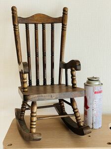 木製 ドールチェア ロッキングチェア 人形 ぬいぐるみ 椅子 スツール　レトロ アンティーク インテリア 飾り ディスプレイ　什器　現状品
