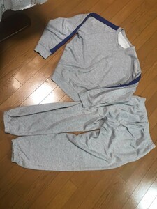 女の子　パジャマルームウェア部屋着　ユニクロスウェット　Mサイズ