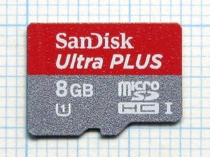 ★SanDisk microSDHC メモリーカード ８GB 中古★送料６３円～