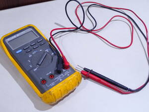 Fluke フルーク 83 Multimeter 長期保管 現状品