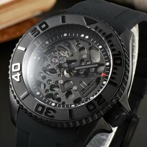 NH72 A MOD 高品質 自動巻 腕時計 スケルトン ブラック ステンレス 高級腕時計 日本未発売 ダイバーズウォッチ_画像2