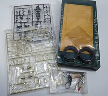 【1円～】緑屋Re■ 未組立　旧バンダイ　T型・1913　フォードバン　1/16　レトロ　プラモデル　　　f/bni/12-086/13-1#120_画像4