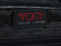 ◆良品◆TUMI トゥミ*本革/オールレザー*サイドポケット付き*バックパック*巾着*デイパック*メンズ*ビジネス*トラベル*ロゴチャーム* 黒_画像8