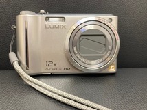 7928♪中古美品　パナソニック　Panasonic DMC-TZ7 シルバー　デジタルカメラ　通電確認済み　現状品_画像4