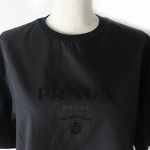 極美品△正規品 PRADA プラダ 2022年 135716 インターロック 異素材切替 クルーネック オーバーサイズ 半袖Tシャツ レディース ブラック XS_画像4