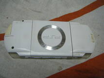 ●PSP プレイステーション・ポータブル 本体（電池欠品） 2台セット PSP-2000 PSP-1000 ジャンク●_画像7