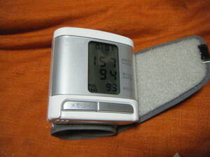 ●デジタル血圧計 NISSEI BK-900S [手首式●