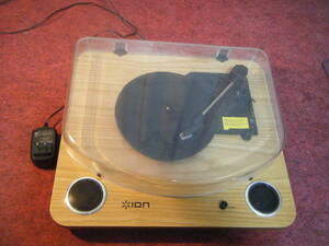●ION Audio MAX LP スピーカー搭載 USB レコードプレーヤー 音響機材 ターンテーブル 中古●
