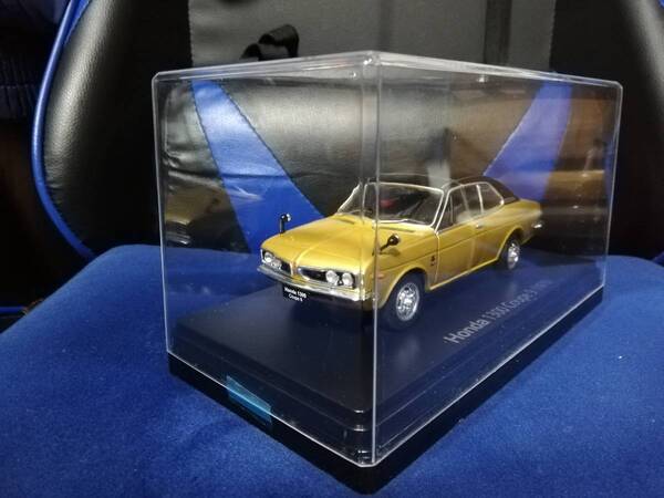 スペシャルスケール1/24国産名車コレクション(43) ホンダ 1300 クーペ9(1970)専用ケース入り