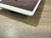 【8757】iPad 第8世代 32 GB Silver Wi-Fiモデル バッテリー100%　MYLA2J/A　iPad 10.2インチ　完動品　1円スタート_画像8