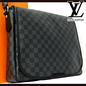 ★極美品★ ルイヴィトン Louis Vuitton ダミエグラフィット ダニエルMM ショルダーバッグ メンズ N58033 定価約18万 23101301