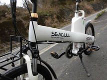 1円～【SEACULL】※ ディスク式 軽快MTB POWFU 36V 15Ah 内3速 20インチ 白色 電動自転車 動作確認済 11581_画像4