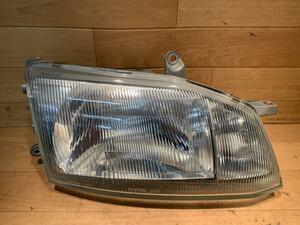  Granvia KD-KCH16W right headlight ASSY 81110-26190