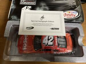 1/24 NASCAR ダイキャストカー カイル・ラーソン Kyle Larson 2015 Xfinity Series Eneos Autographed