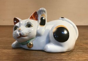 SS-2207■送料込■招き猫 陶器 置物 インテリア 和風 招福 幸運 縁起物 商売繁盛 アンティーク レトロ 149g/くATら