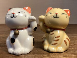 SS-2087■送料込■招き猫 貯金箱 陶器 ねこ 猫 まとめて 茶トラ 三毛 インテリア 置物 和風 レトロ アンティーク 214g /くHIら