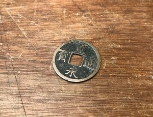 HH-6757 ■送料込■ 寛永通宝 背長 日本銭 古銭 貨幣 硬貨 コイン 骨董品 アンティーク 2g /くYUら