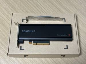 Samsung PM1735 6.4TB PCI4.0 HHHL SSD
