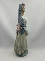 Lladro　リヤドロ　美品　No.5125　フィギュリン　女性　バルコニー　置物　陶器　人形_画像4