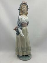 Lladro　リヤドロ　美品　No.5125　フィギュリン　女性　バルコニー　置物　陶器　人形_画像1