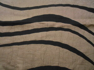 イタリア製処分【w-5】T/Rジャガード二重織り茶黒140巾1.3m