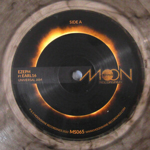 Ezeph Featuring Earl 16 - Universal Jam (Moonshine) ミニマル・ダブ・レゲエ