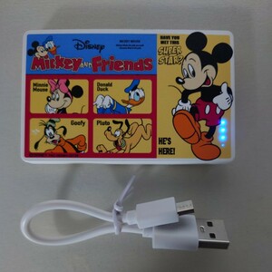 Disney　モバイルバッテリー　モバイルチャージャー　ディズニーストア　2000mAh　PSE適合商品　充電専用USB-microUSBケーブル付き