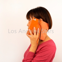 iPhone11 iPhone 11 ケース ストラップ レザー カバー 革 手帳型 オレンジ キャメル 茶色 ボタン式 _画像3