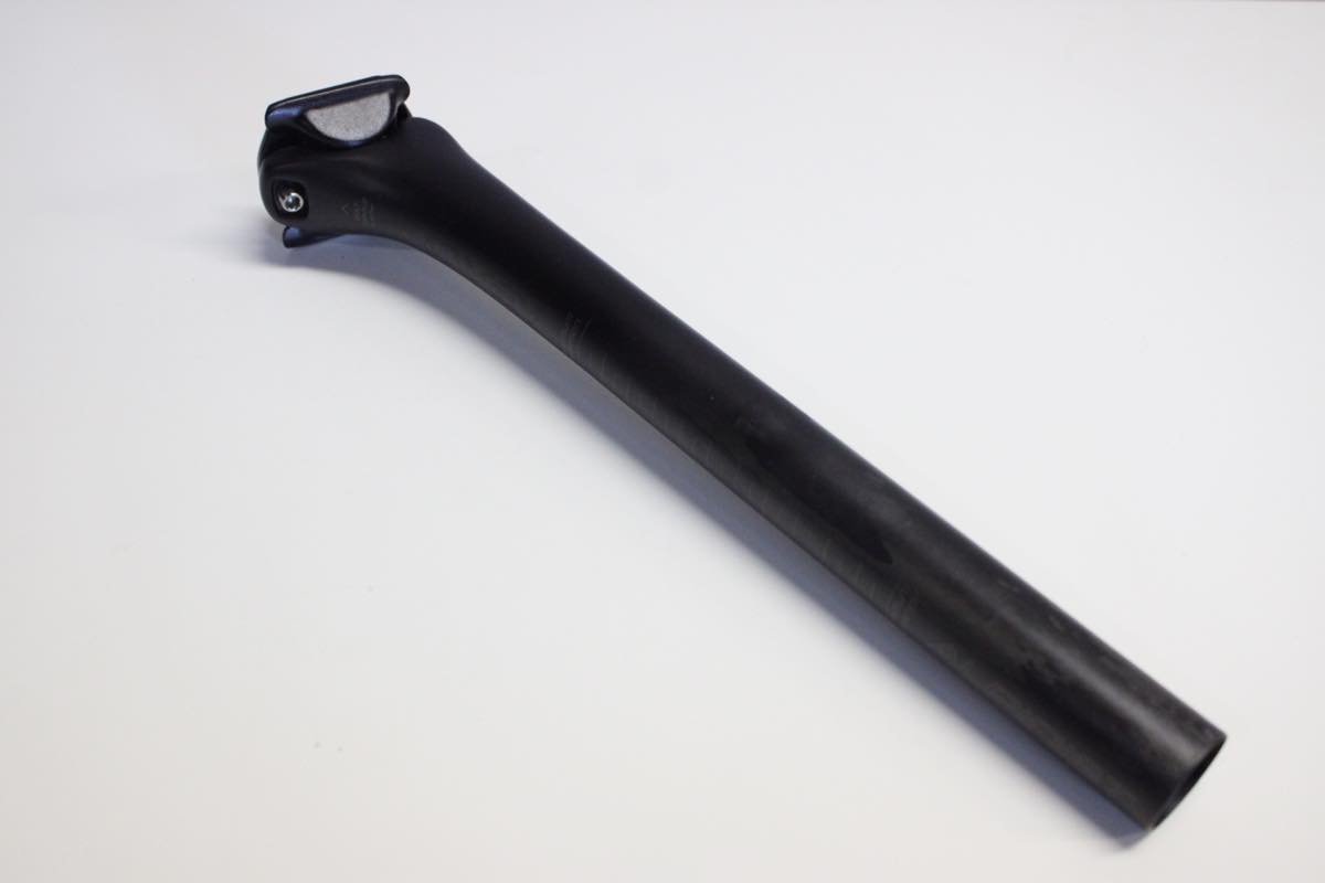 日本正規取扱店 新車外しEASTON EC90カーボンシートポスト - 自転車 日本正規取扱店 新車外しEASTON EC90カーボンシートポスト - 自転車