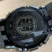 【N-17156】1円～カシオ G-SHOCK 40周年記念モデル フルメタル 電波ソーラー GMW-B5000PS-1JR 40th 使用頻度小 まくら無 中古品 保管品_画像5