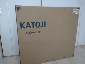 中古　ベビーベッド　ミニベッド折り畳み　ホワイト　カトージ　KATOJI　クリーニング済み